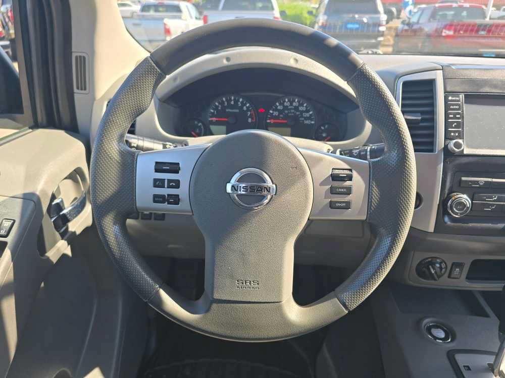 Used 2020 Nissan Frontier SV AWD/4WD image 11