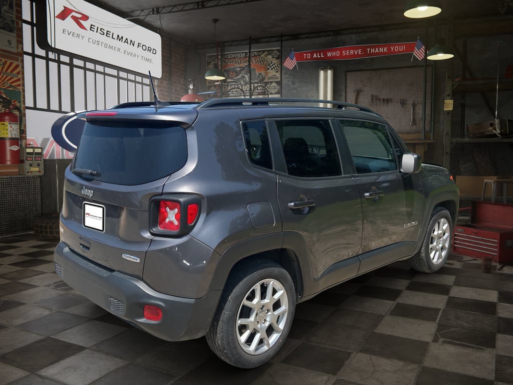 Used 2021 Jeep Renegade Latitude FWD image 6