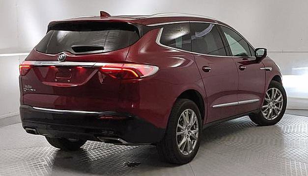 Used 2022 Buick Enclave Essence w/ Experience Buick Package image 4