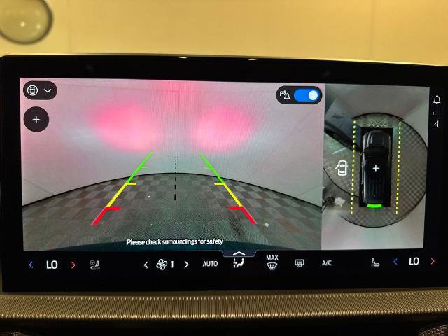 Certified 2025 Ford Explorer ST-Line w/ Premium Package image 28