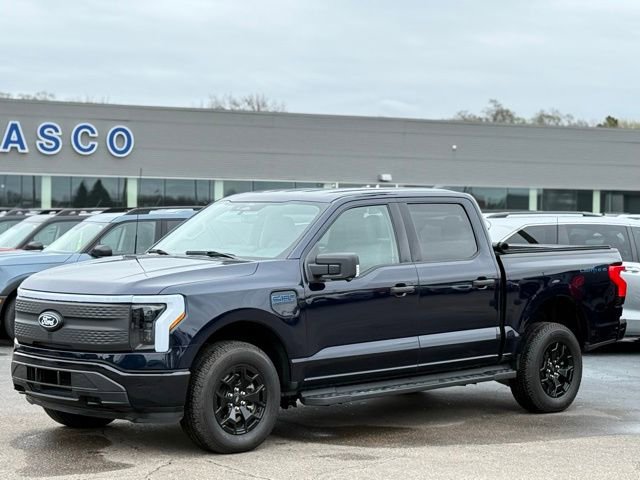Certified 2025 Ford F150 Lightning XLT AWD/4WD image 34