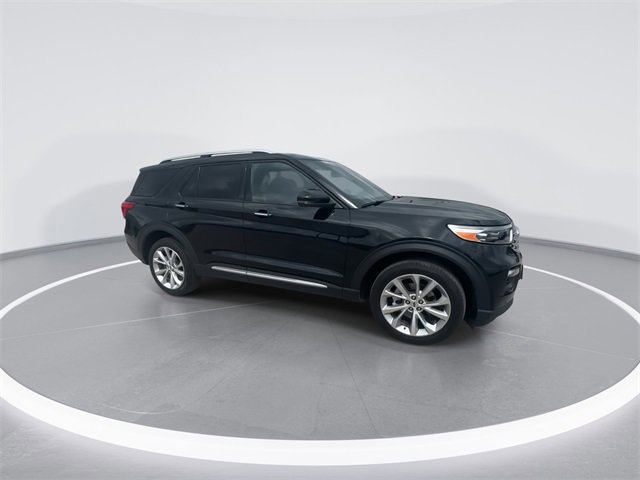 Certified 2023 Ford Explorer Platinum w/ Technology Package image 3
