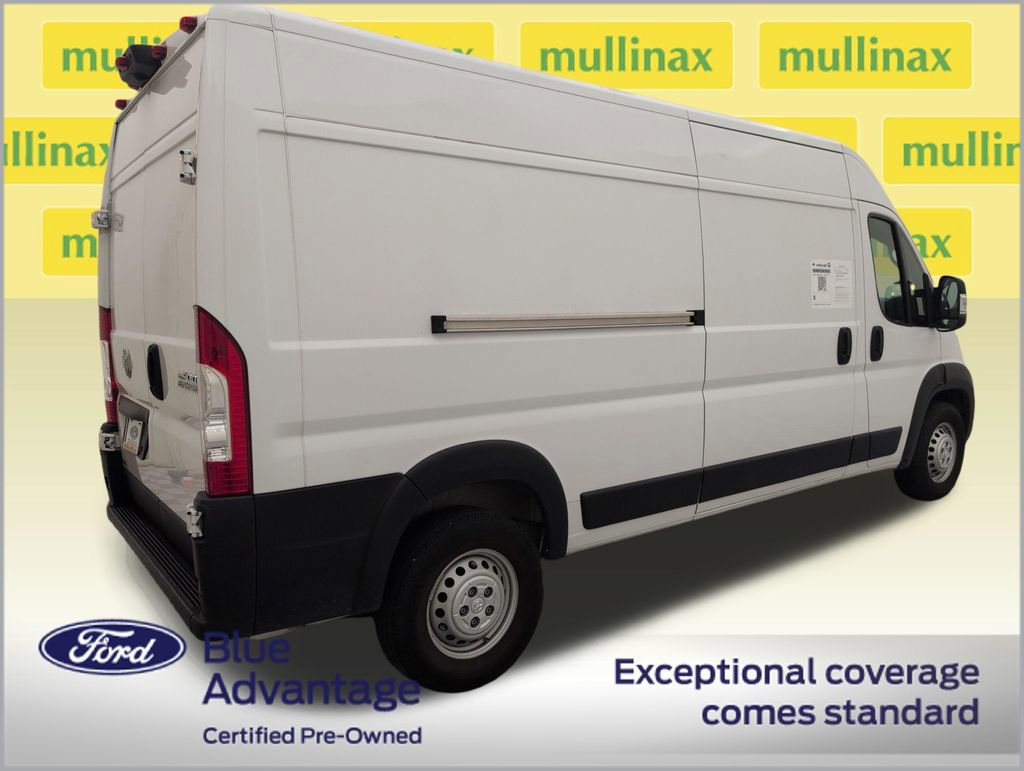 Used 2024 RAM ProMaster 2500 w/ Convenience Group FWD image 3