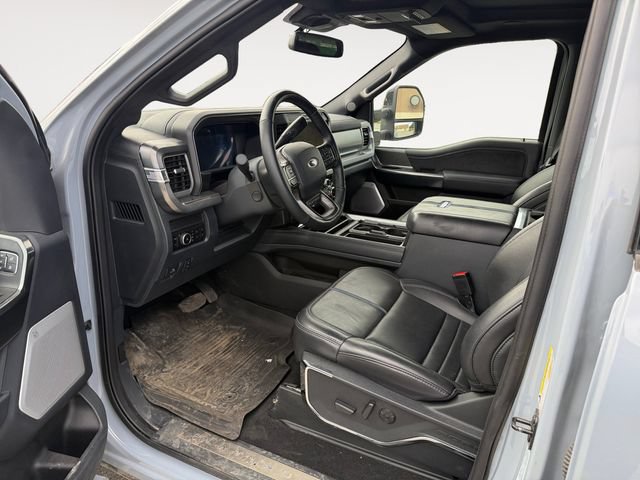 Certified 2025 Ford F450 Platinum w/ FX4 Off-Road Package AWD/4WD image 9