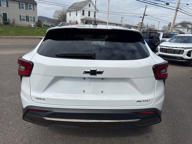 Used 2025 Chevrolet Trax ACTIV w/ Sunroof Package image 7
