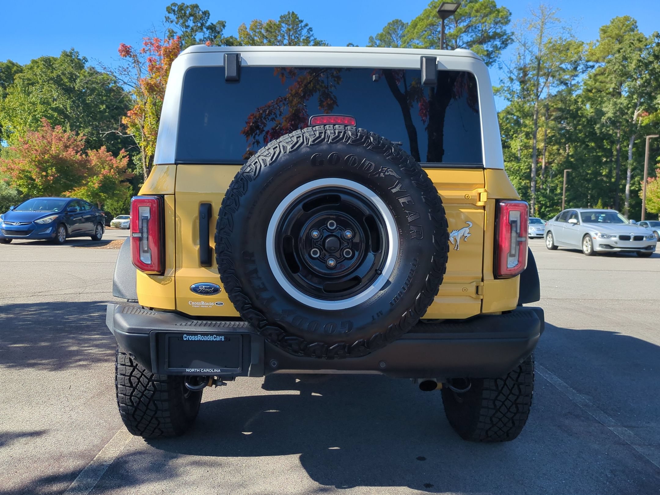 Certified 2023 Ford Bronco Heritage Edition AWD/4WD image 4