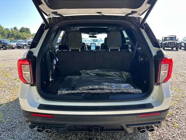 Certified 2024 Ford Explorer ST w/ Equipment Group 401A AWD/4WD image 14