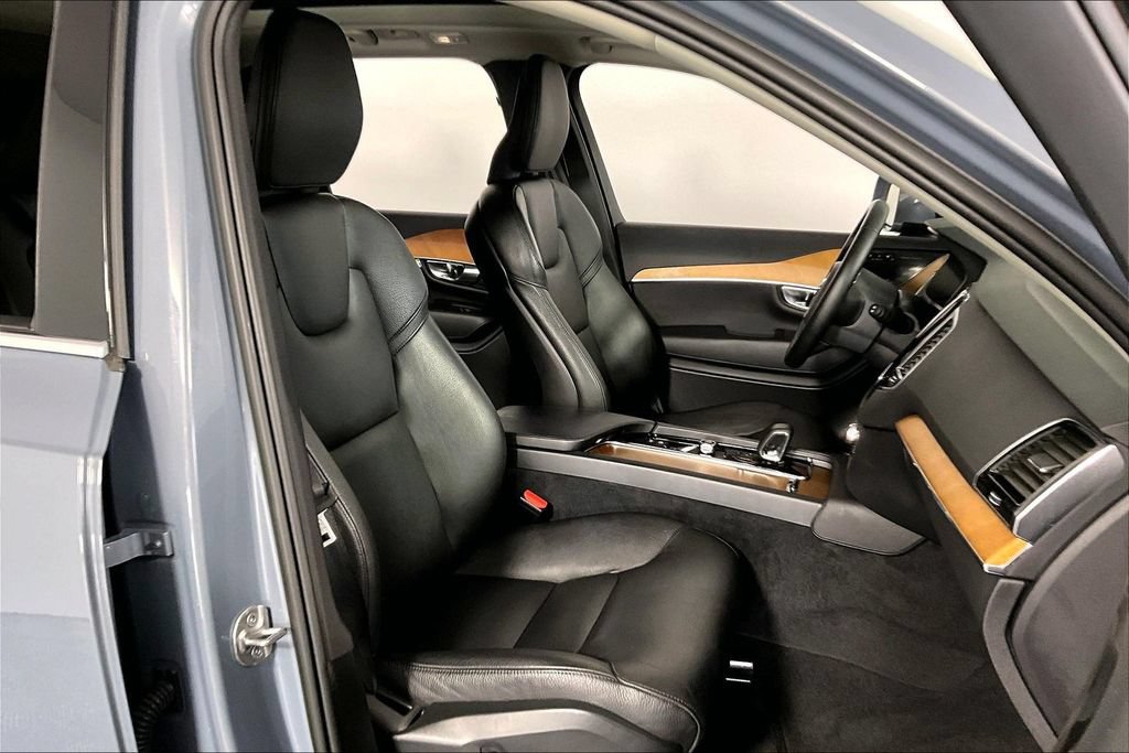 Used 2023 Volvo XC90 B6 Plus AWD/4WD image 7