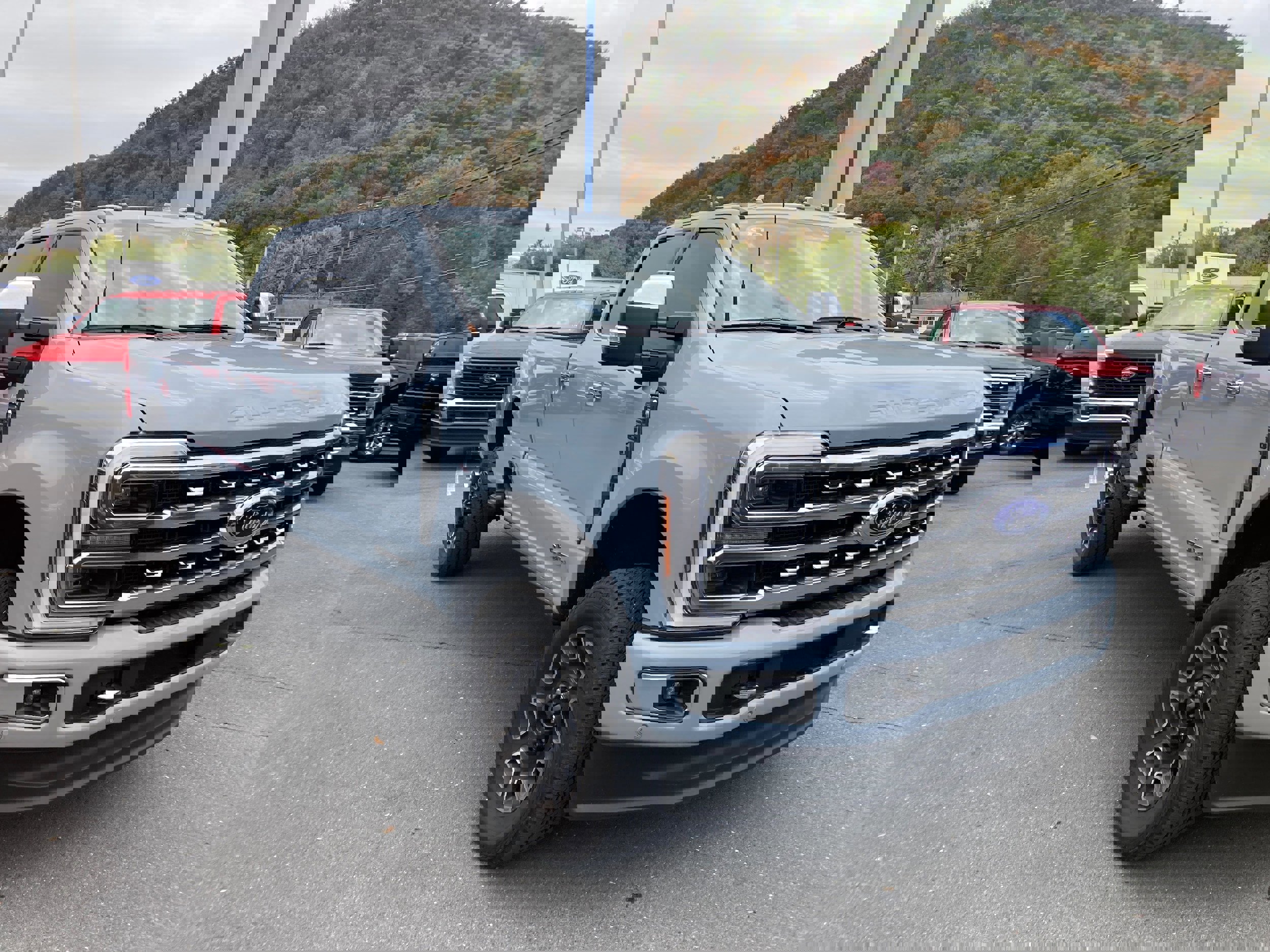 Certified 2024 Ford F350 Platinum w/ FX4 Off-Road Package image 6