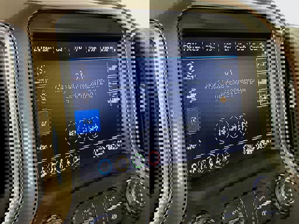 Used 2021 Chevrolet Silverado 1500 High Country w/ Technology Package image 20