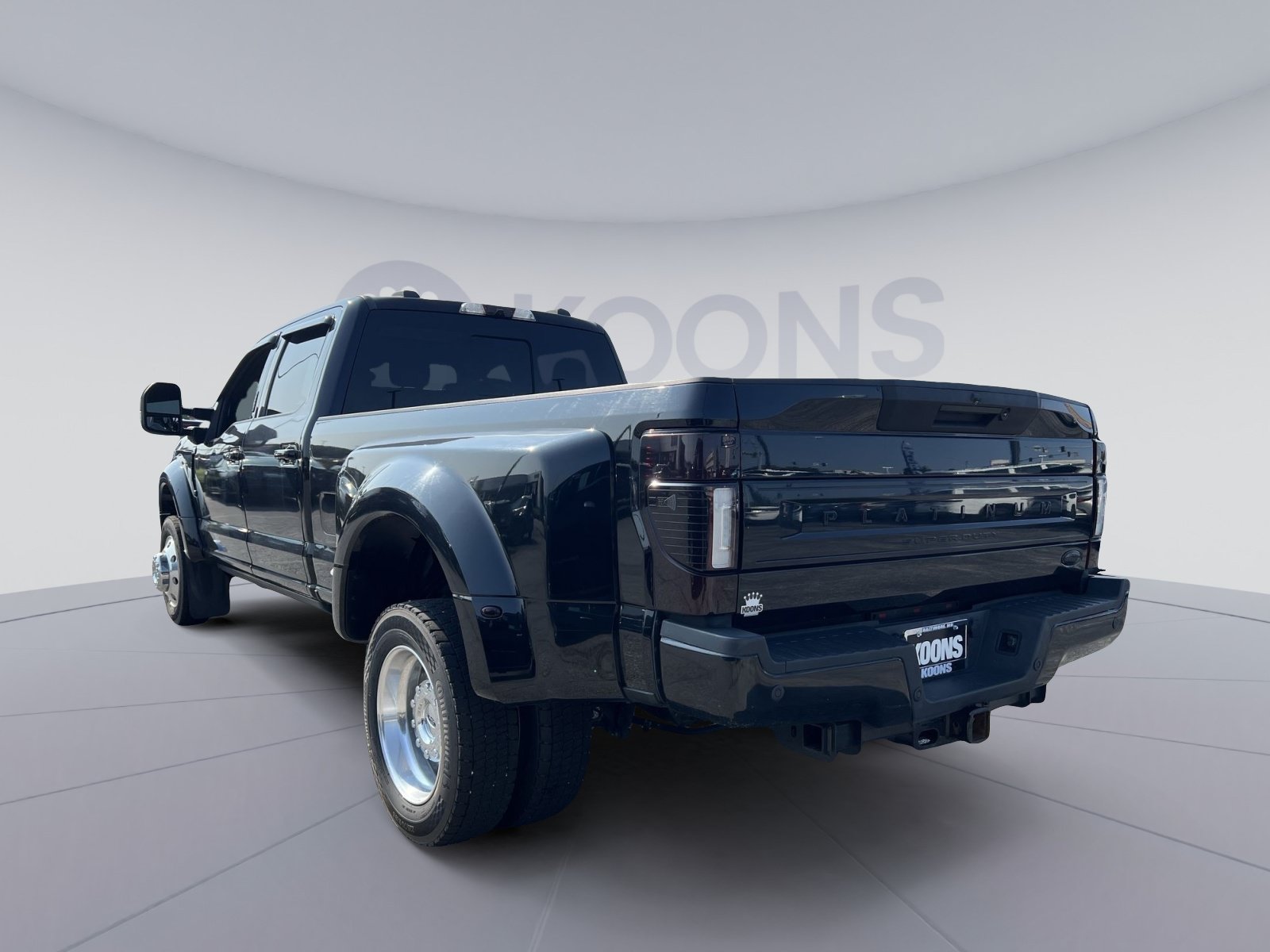 Certified 2020 Ford F450 Platinum w/ FX4 Off-Road Package AWD/4WD image 14