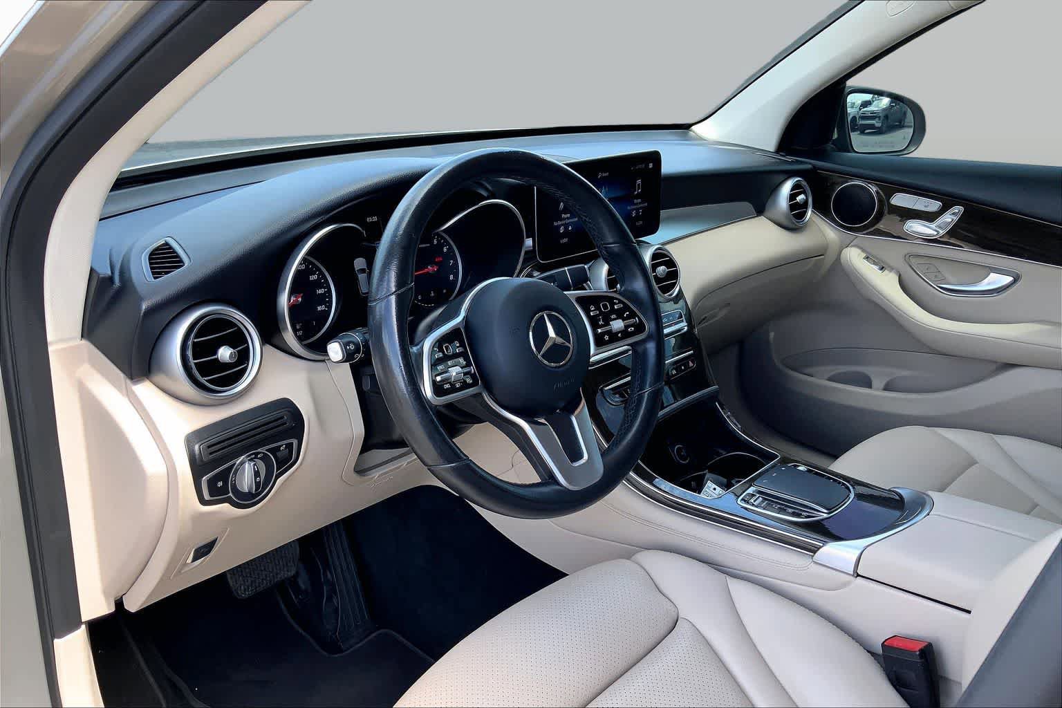 Used 2021 Mercedes-Benz GLC 300 image 16