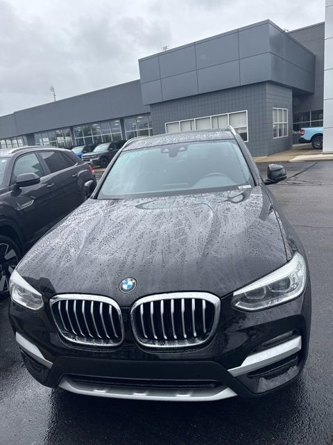 Used 2021 BMW X3 xDrive30i w/ Convenience Package AWD/4WD image 3