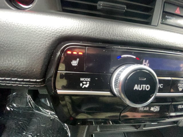 Used 2025 Honda Pilot EX-L image 26