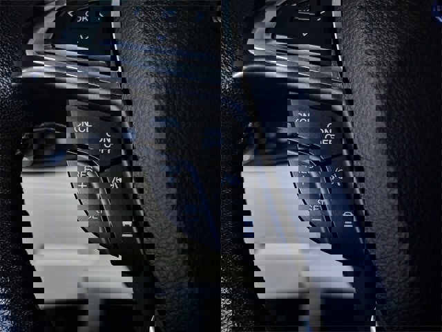 Certified 2022 Ford Edge Titanium w/ Equipment Group 301A image 21