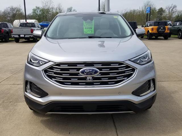 Certified 2022 Ford Edge Titanium w/ Equipment Group 301A AWD/4WD image 8