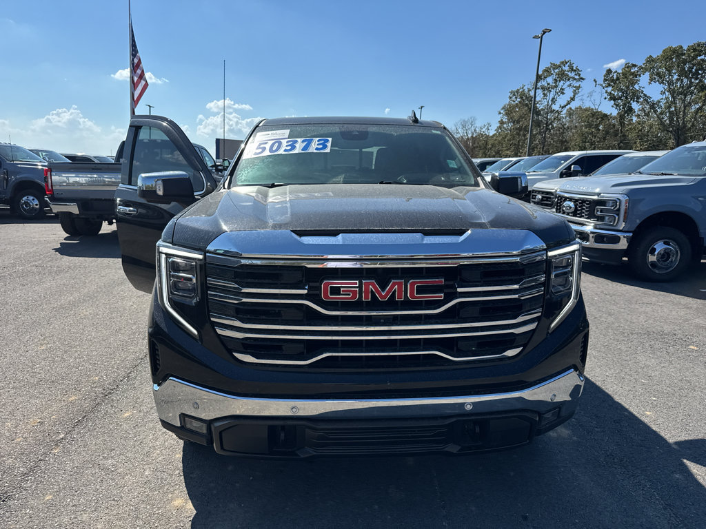 Used 2024 GMC Sierra 1500 SLT w/ SLT Premium Plus Package AWD/4WD image 2