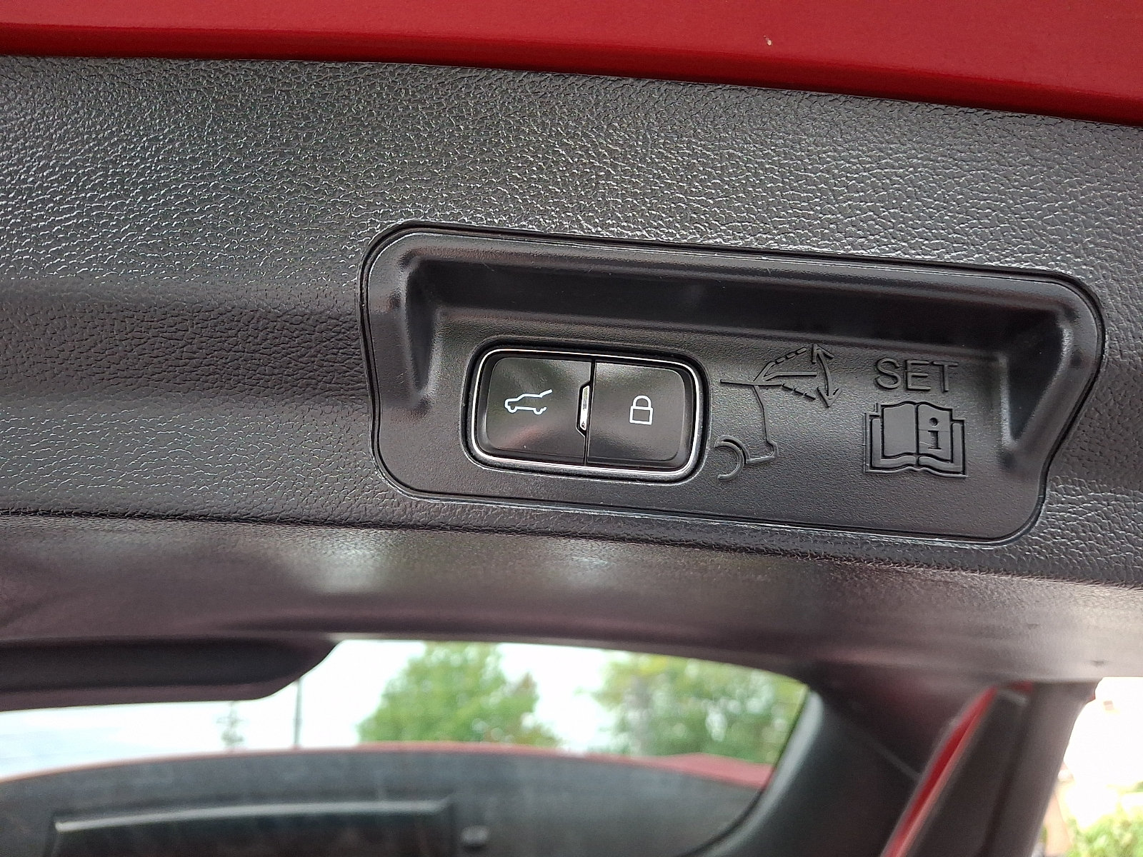 Certified 2020 Ford Explorer ST w/ ST Street Pack AWD/4WD image 32