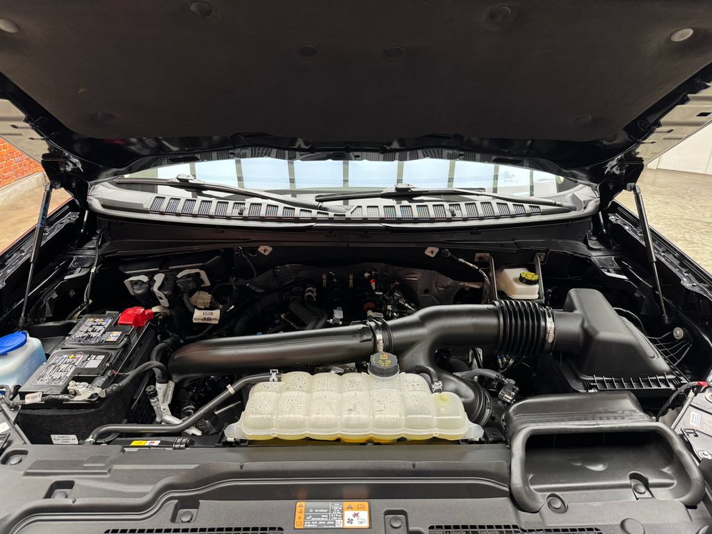 Certified 2025 Ford Expedition Platinum AWD/4WD image 26