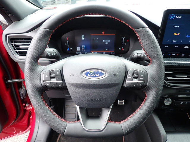 Certified 2023 Ford Escape ST-Line w/ Tech Pack #1 image 23