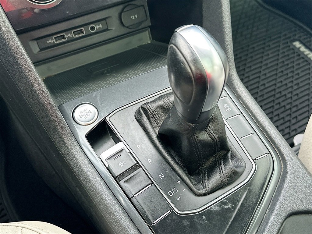 Used 2020 Volkswagen Tiguan SE image 22