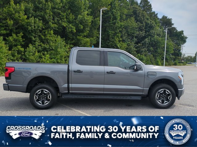 Certified 2023 Ford F150 Lightning XLT AWD/4WD image 3