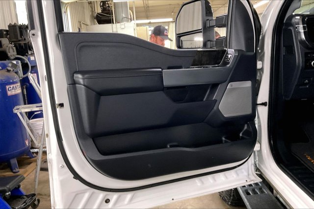 Certified 2023 Ford F250 Lariat w/ Lariat Ultimate Package AWD/4WD image 14