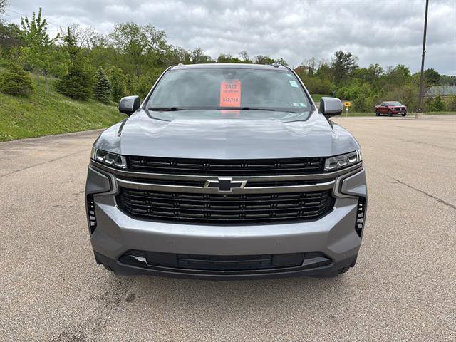 Used 2022 Chevrolet Suburban RST w/ Luxury Package AWD/4WD image 7