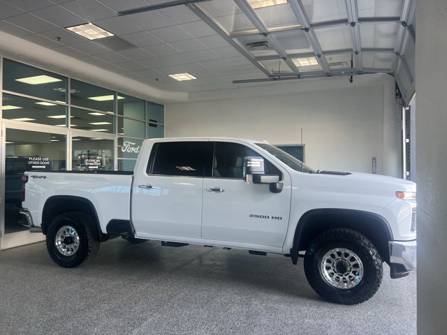 Used 2022 Chevrolet Silverado 2500 LTZ w/ LTZ Plus Package AWD/4WD image 4