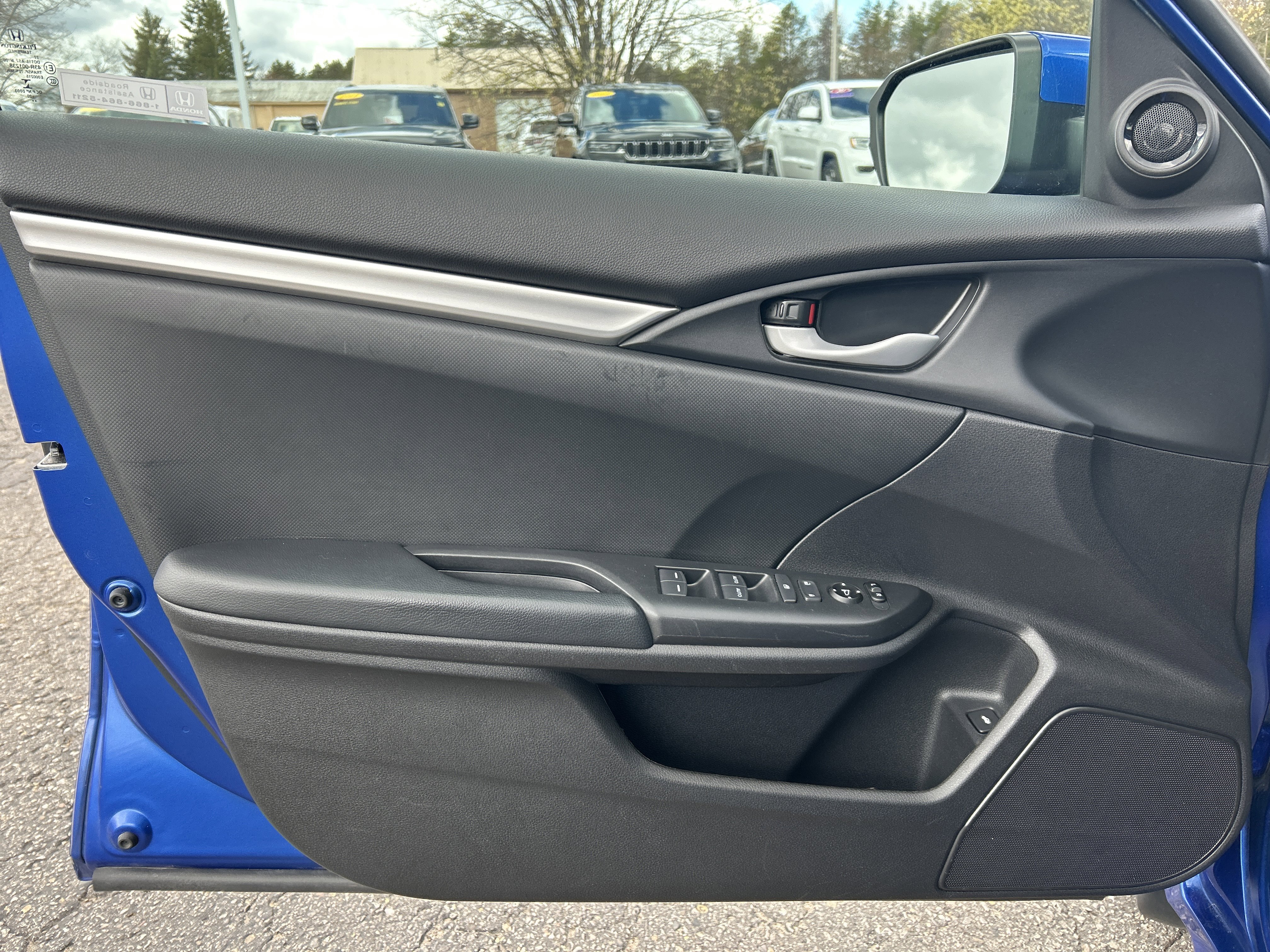 Used 2020 Honda Civic Sport image 13