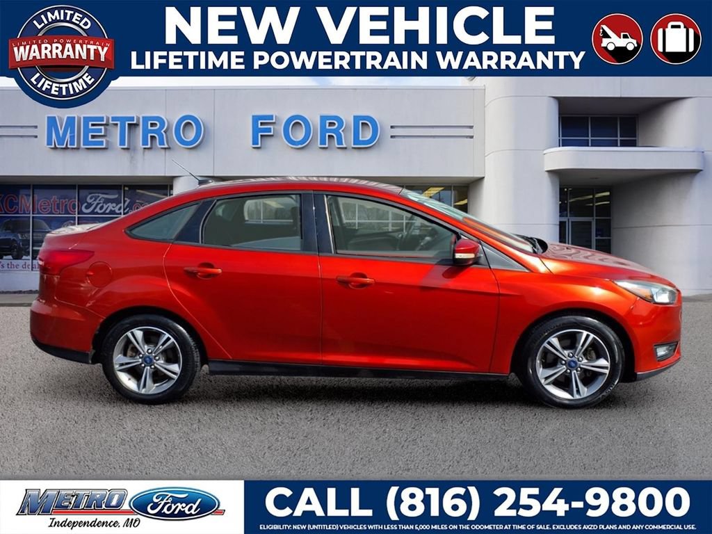 Certified 2018 Ford Focus SE w/ SE Appearance Package FWD image 2