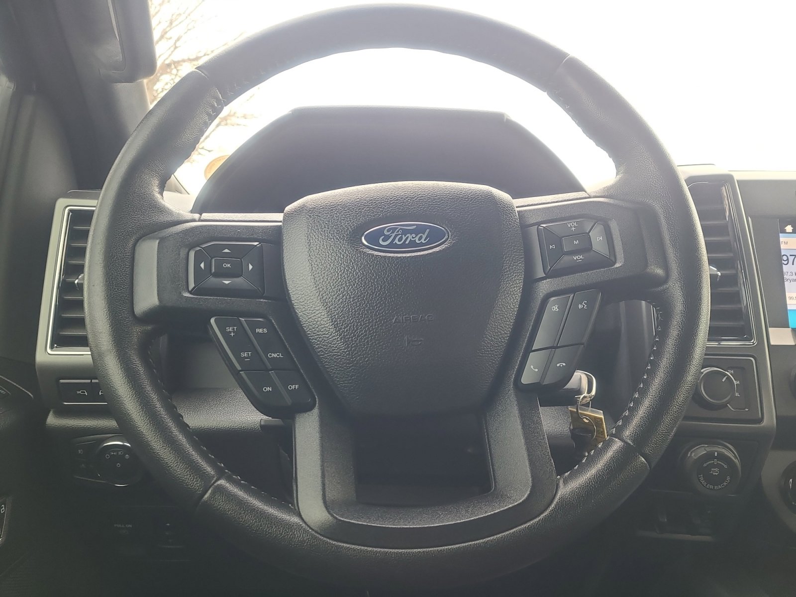 Certified 2019 Ford F150 XLT w/ Equipment Group 302A Luxury image 9