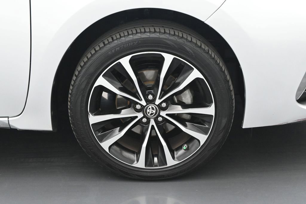 Used 2017 Toyota Corolla SE w/ Carpet Mat Package (TMS) FWD image 48