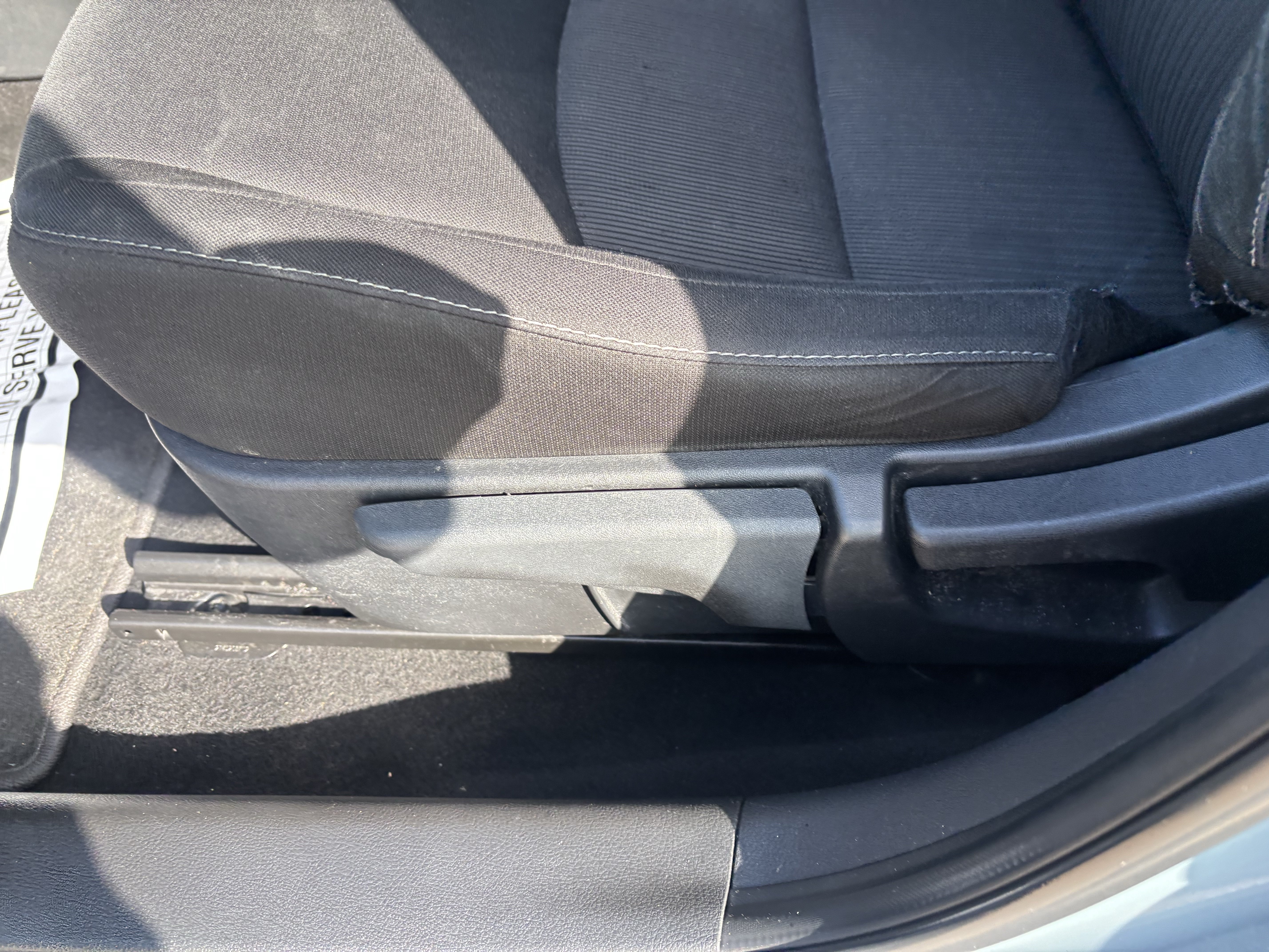 Used 2025 Nissan Sentra SV FWD image 13