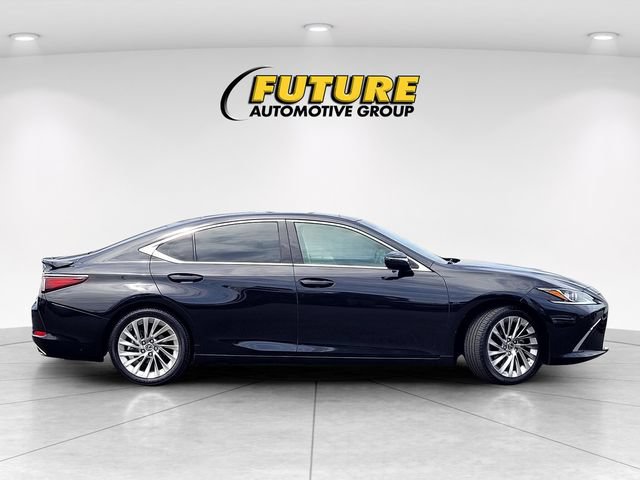 Used 2021 Lexus ES 350 w/ Accessory Package FWD image 3