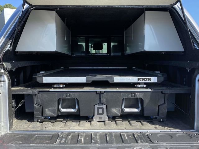 Certified 2024 Ford F250 Lariat w/ Lariat Ultimate Package AWD/4WD image 12