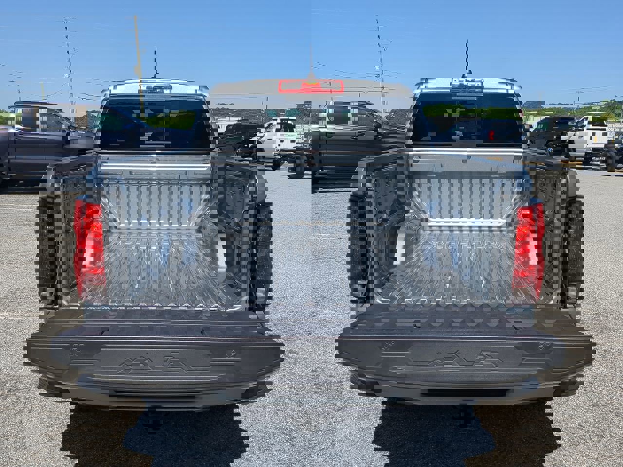 Used 2023 Chevrolet Colorado LT w/ LT Convenience Package II image 11