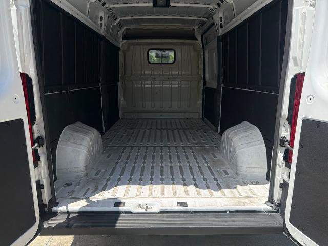 Used 2025 RAM ProMaster 2500 w/ Convenience Group FWD image 29