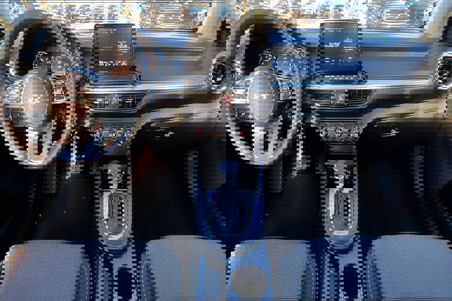 Used 2023 Kia Forte LXS w/ LXS Technology Package image 15