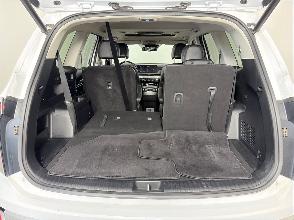 Used 2023 Kia Telluride EX w/ EX Captain's Chair Package AWD/4WD image 27