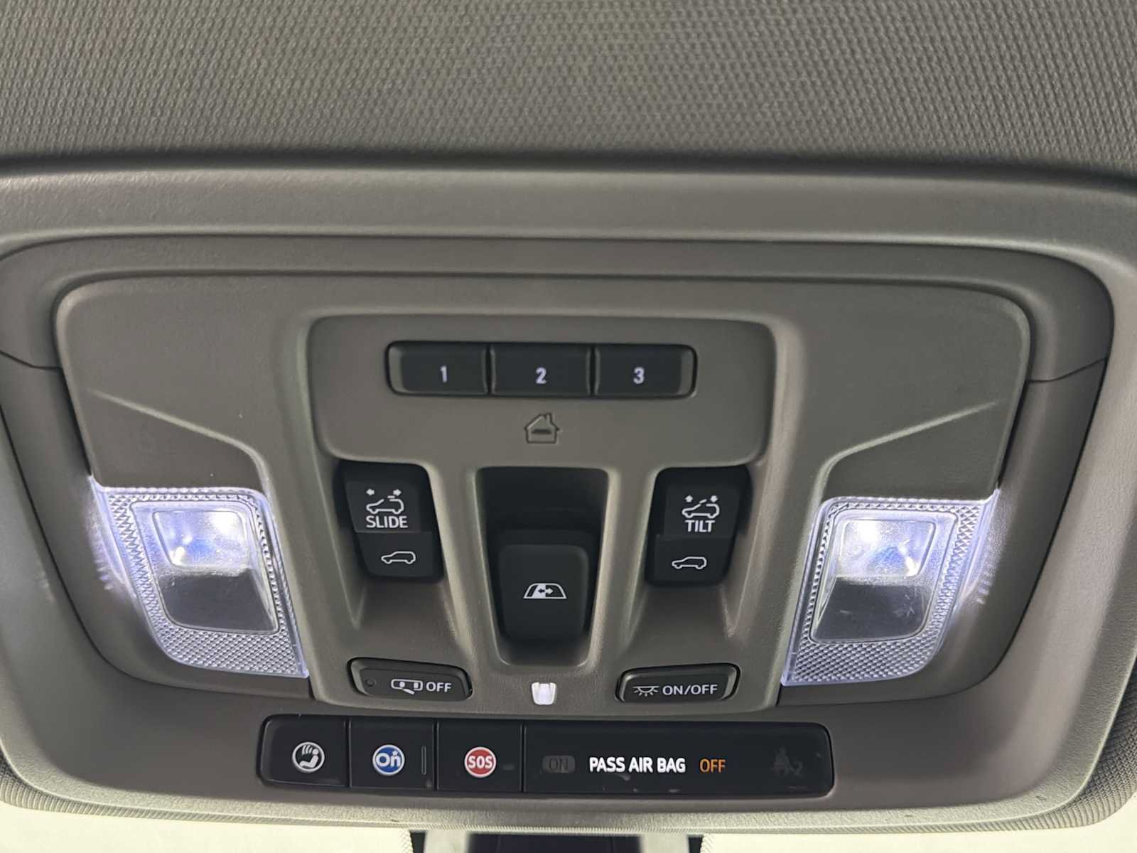 Used 2021 GMC Sierra 1500 Denali AWD/4WD image 28