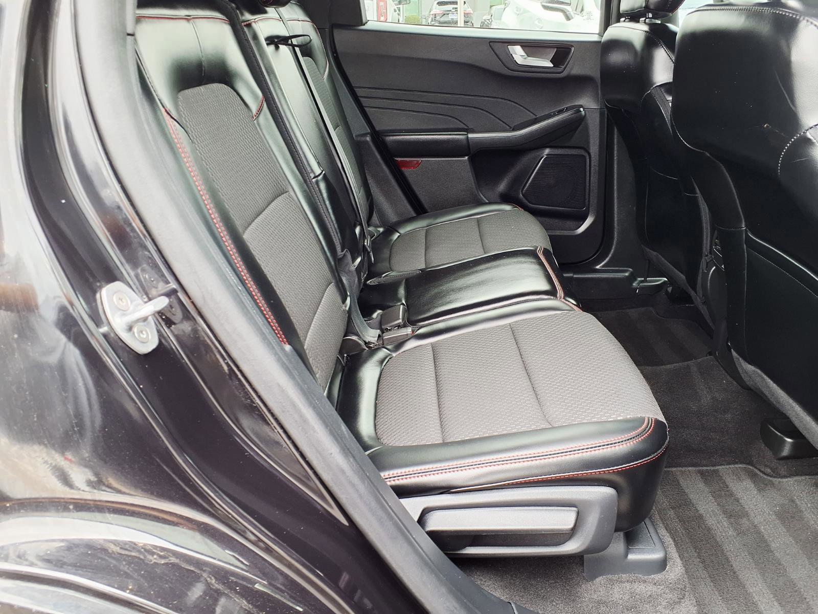 Certified 2024 Ford Escape ST-Line w/ Tech Pack #1 image 14