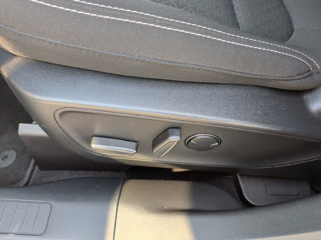 Certified 2024 Ford Escape Active AWD/4WD image 19