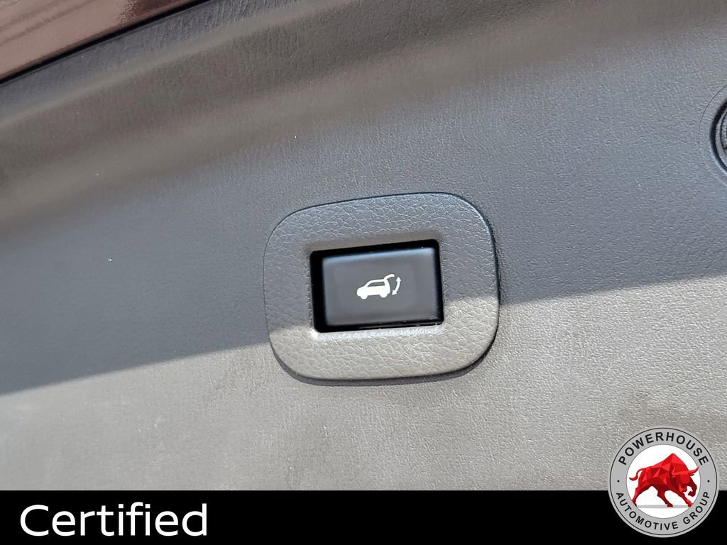Used 2019 Nissan Armada Platinum RWD image 15