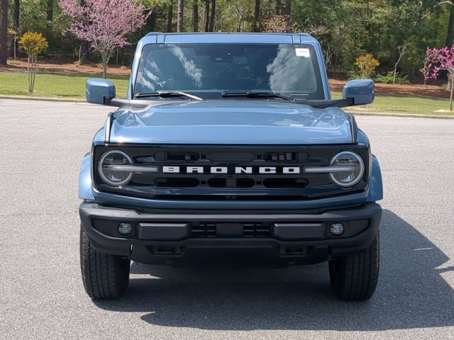 Certified 2025 Ford Bronco Outer Banks AWD/4WD image 9