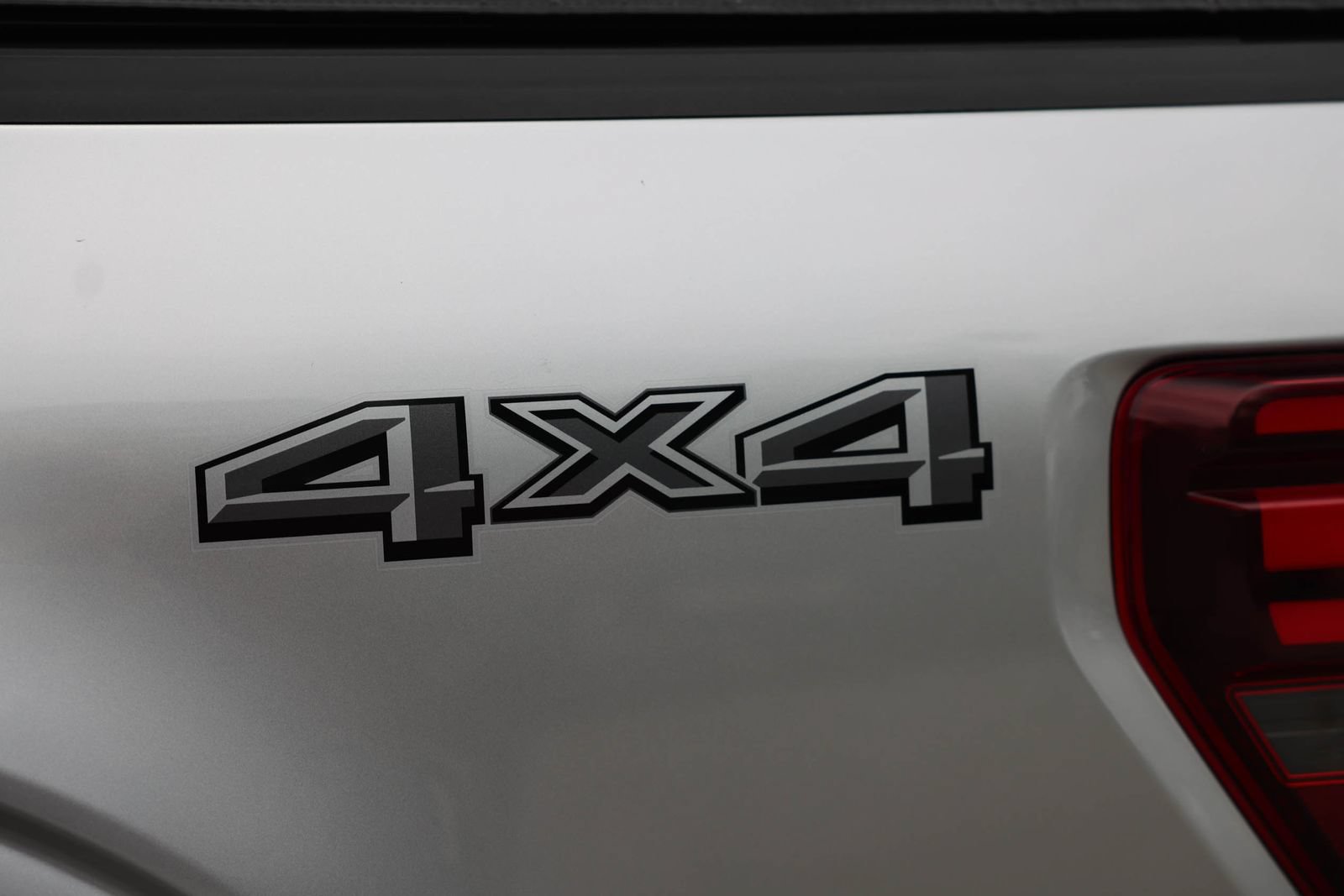 Certified 2024 Ford F150 Lariat AWD/4WD image 31