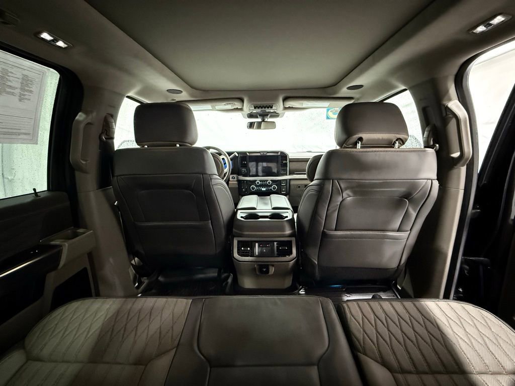 Certified 2025 Ford F450 Platinum w/ Platinum Plus Package image 29