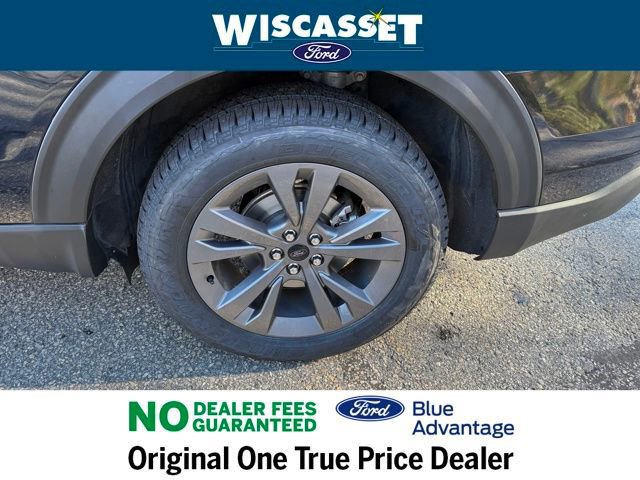 Certified 2022 Ford Explorer XLT w/ Equipment Group 202A image 29