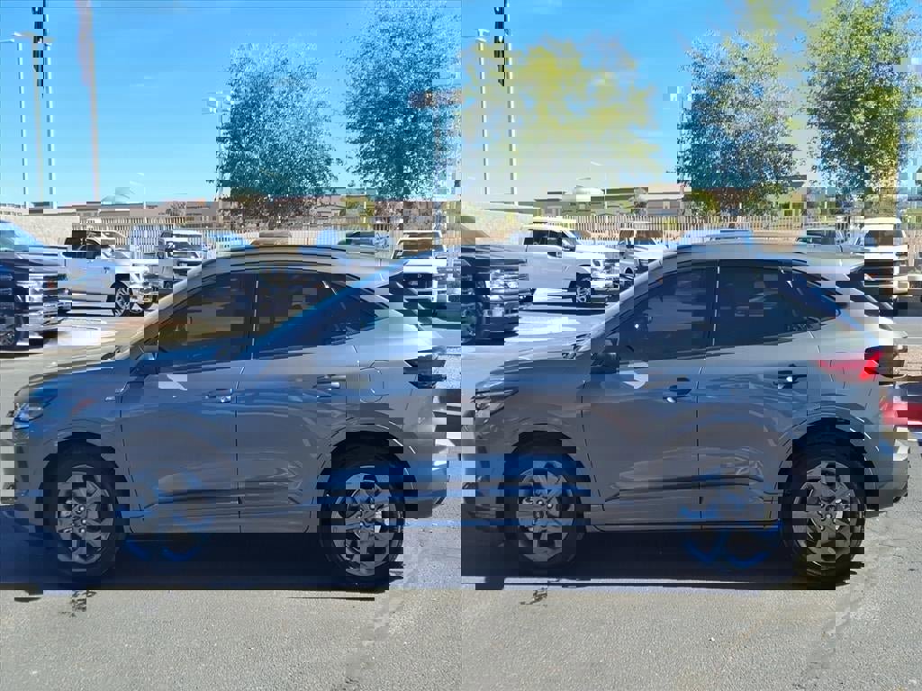 Certified 2024 Ford Escape ST-Line w/ Tech Pack #1 image 2