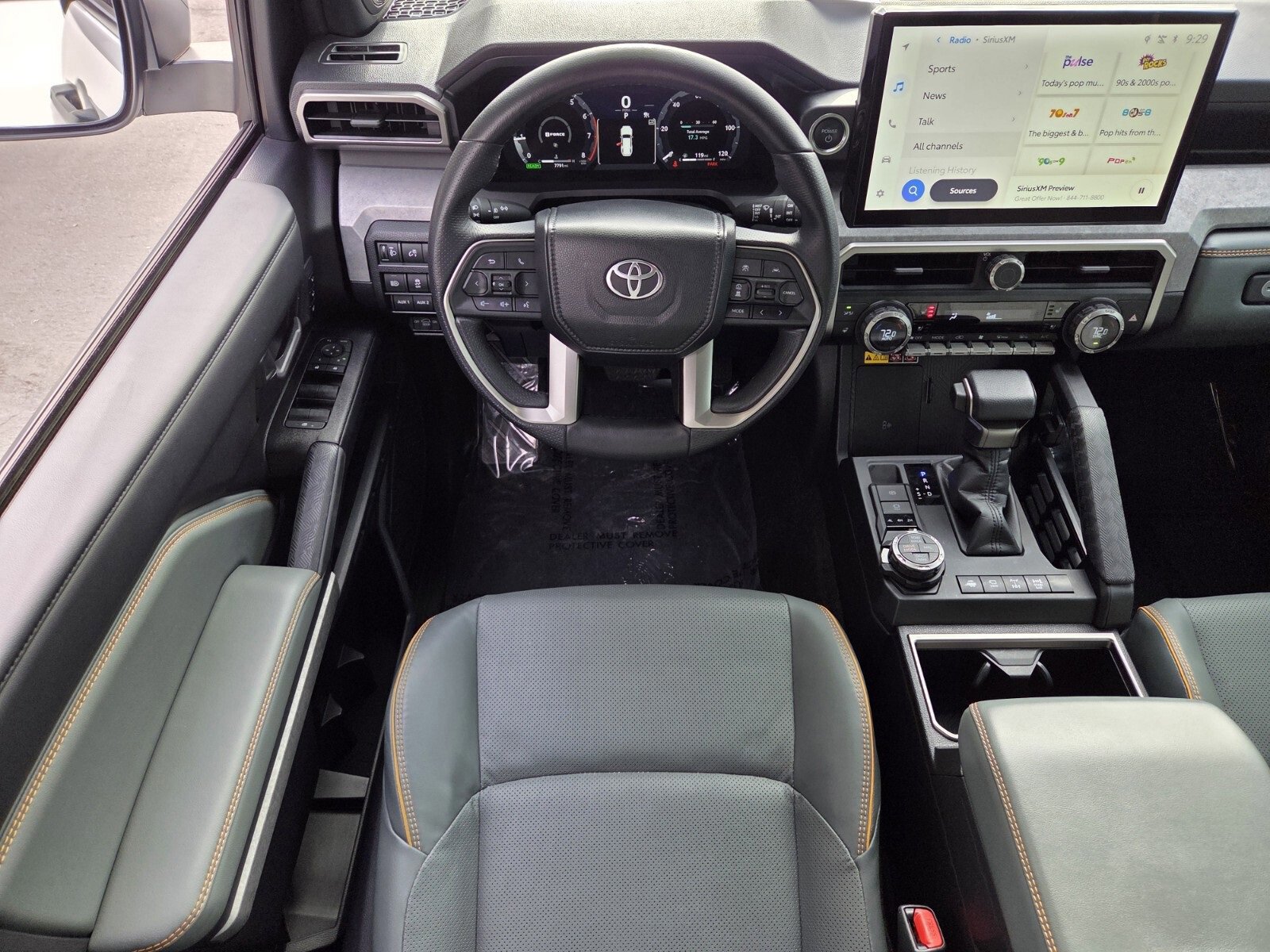 Used 2025 Toyota 4Runner Trailhunter image 12